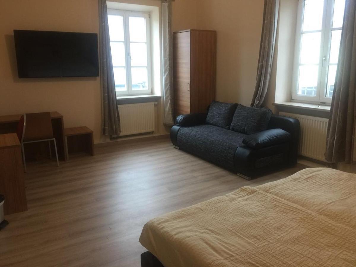 Jujhar'S Gaestehaus Wasserburg am Inn Room photo